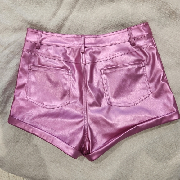 Superdown metallic hot shorts - Picture 6 of 7